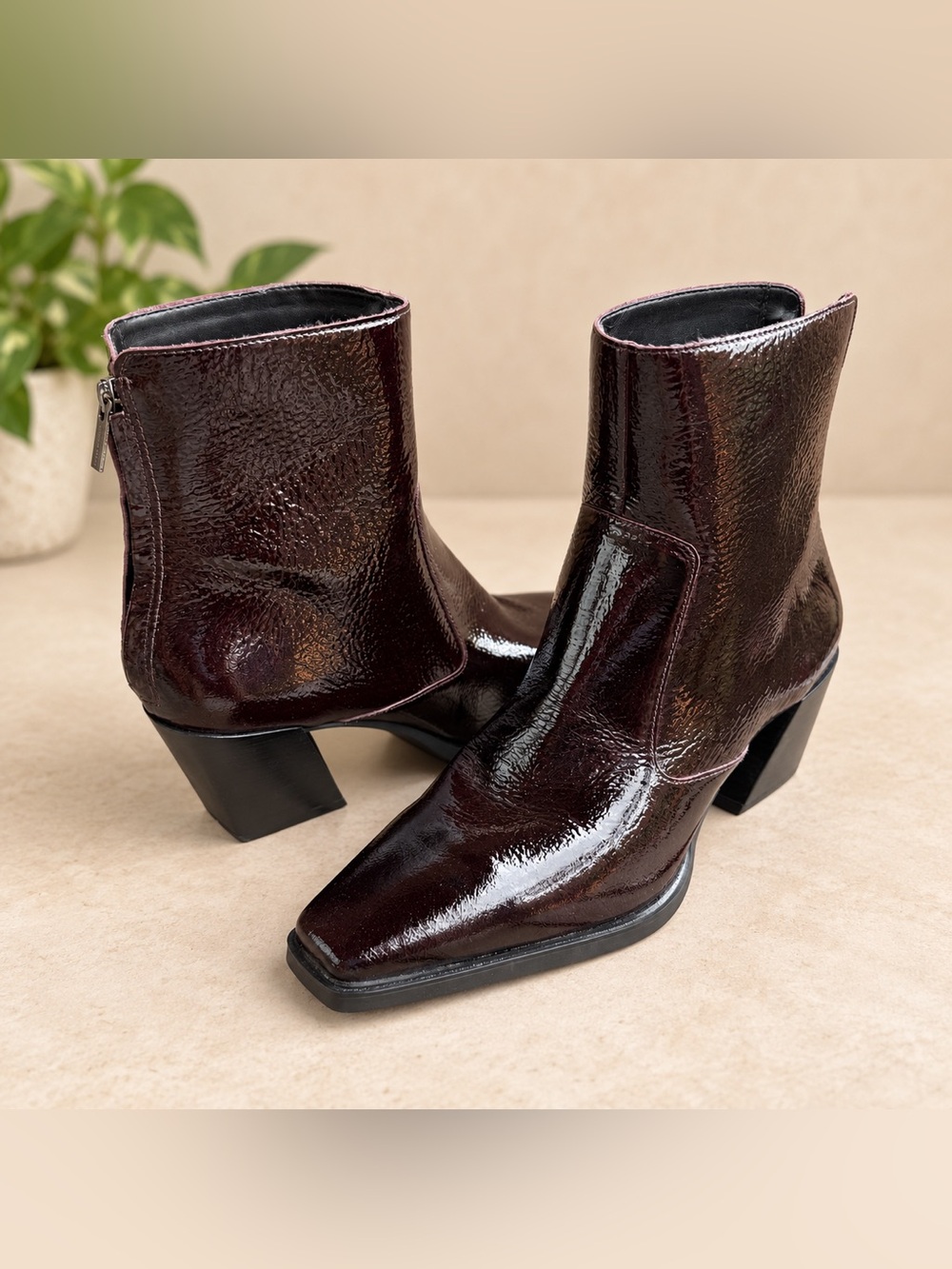 Vince Camuto Miltana Burgundy Patent Leather Ankle Boots Women’s 8.5M